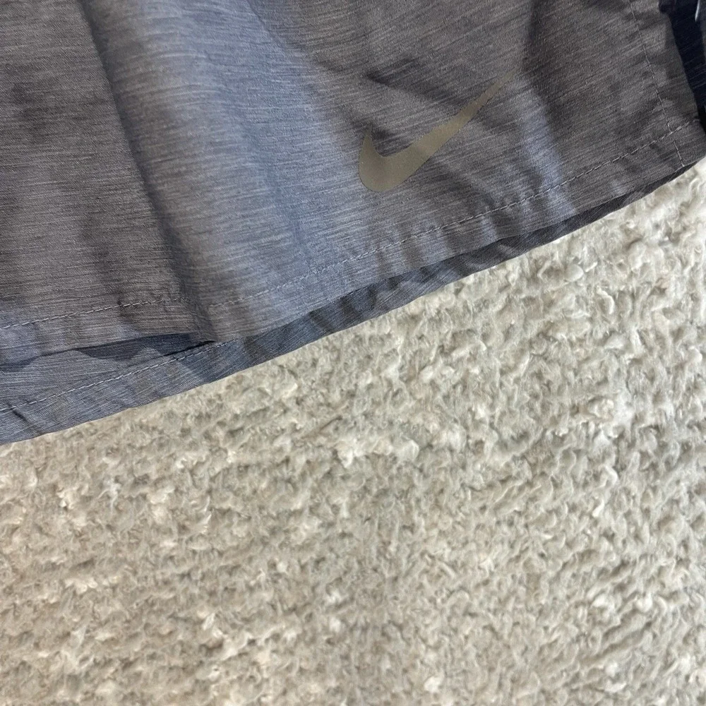 Nike Men Swim Trunks Lined L Gray Pockets Polyester Outdoor Sporty